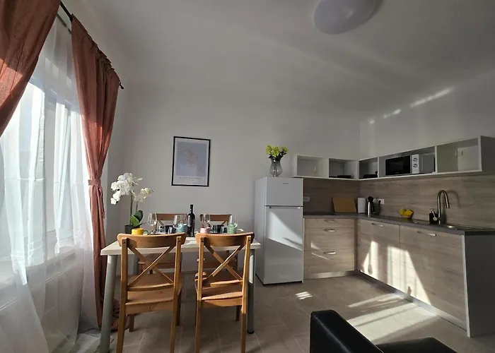 Apartment Barje Ii, Bright&Sunny, Private Parking